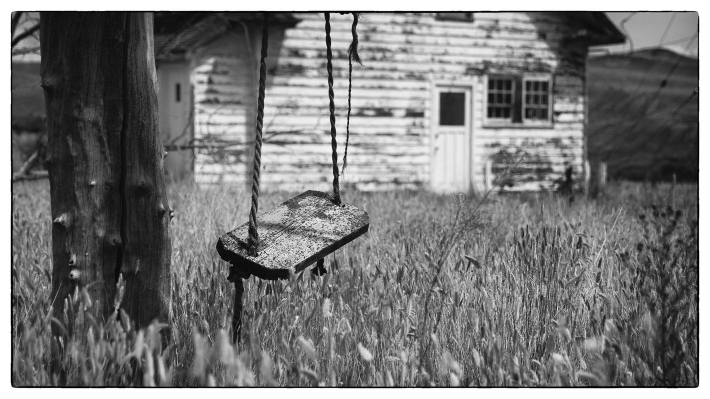 Swing Or House?